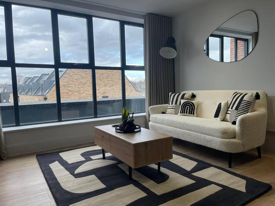 Trendy Apartment In Cardiff Free Parking Esterno foto